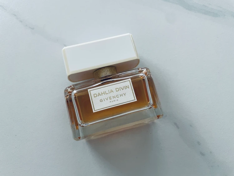 その日の気分で選ぶ♡ 愛用フレグランス3選　BYREDO・Dior・GIVENCHY　#美容部_3