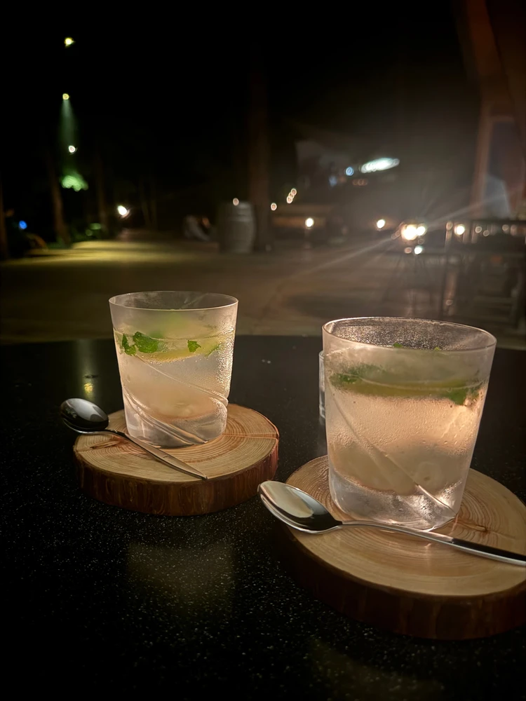 星のや富士　焚き火bar