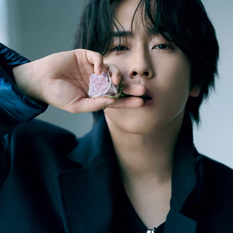 Snow Man 宮舘涼太インタビュー「バラ色の生活」