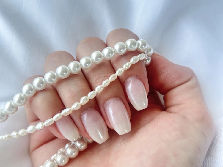 パールネイルのアップ。
