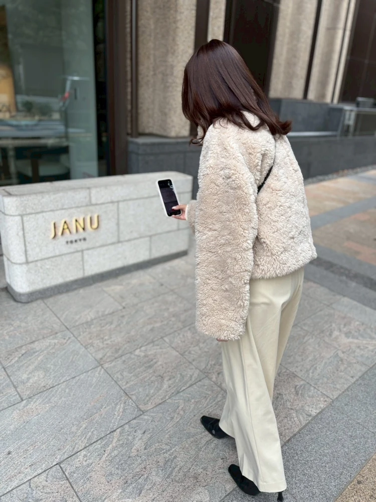 可愛いだけじゃない。大人女子会はJANUの“ストロベリー&ホワイト”で完成_1_1