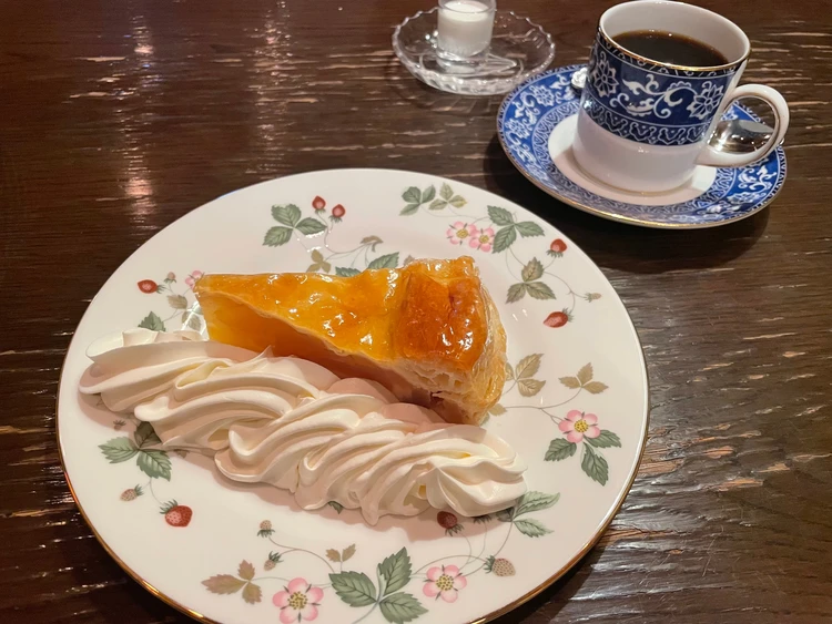 もっと早く行きたかった神田の老舗「高山珈琲」_10