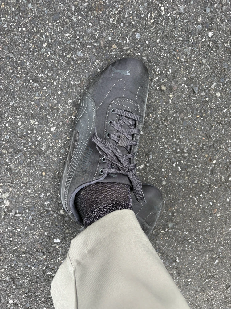 【大人の秋の通勤コーデ】PUMA(プーマ)ミュートスニーカー_3_1