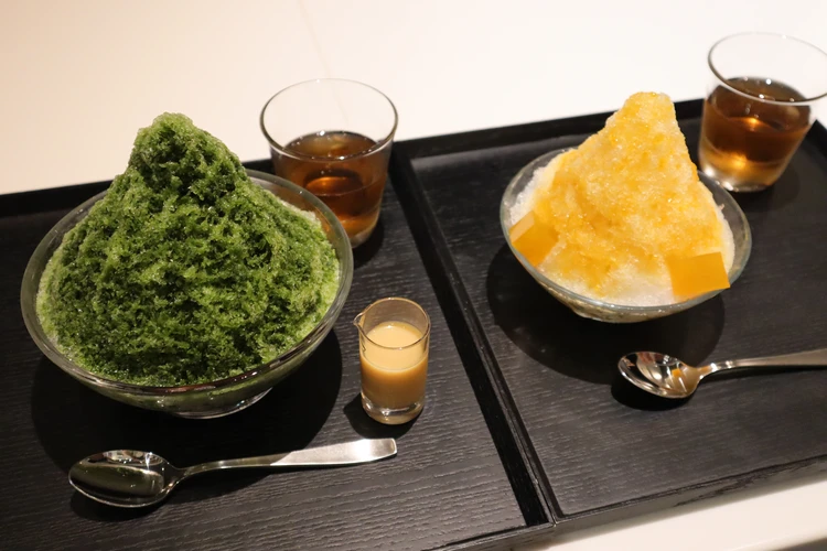 東京 ミッドタウン 六本木 ひんやりスイーツ 期間限定 とらや かき氷 日向夏 温州みかん 宇治金時 小倉餡 練乳 トッピング