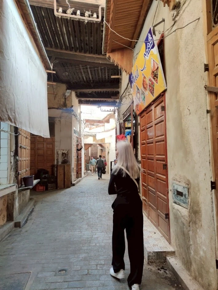 海外旅行　コーディネート　飛行機　移動