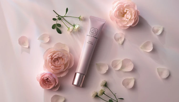 新日本製薬から、肌と心に寄り添う新スキンケアブランド「Maison de Bouquet ＜メゾンドブーケ＞」がデビュー