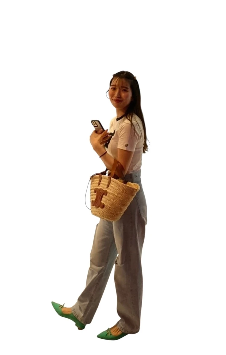 シンプルデニムコーデ、ワイドデニム、ストレートストレートデニム、ダメージデニム　　　　