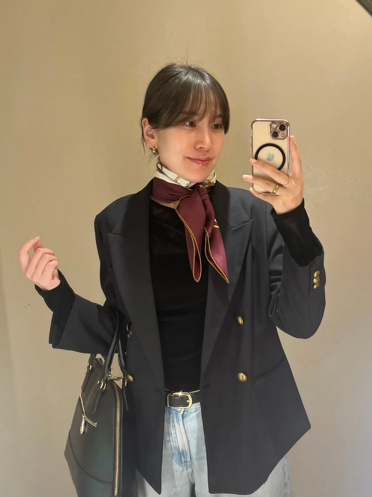 着回し力抜群！クラシカルなスカーフを使ったアレンジコーデ_1