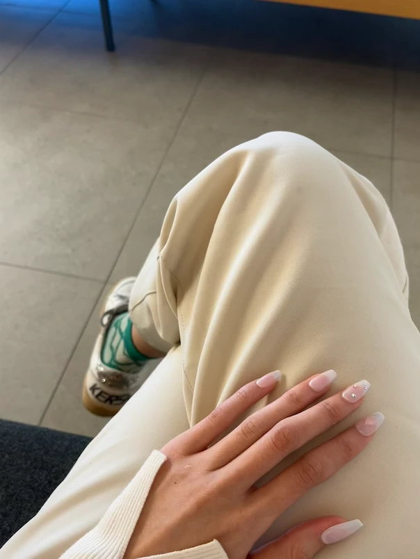 愛用白スニーカー紹介【Golden Goose】ハイブランドスニーカーで秋コーデ_3