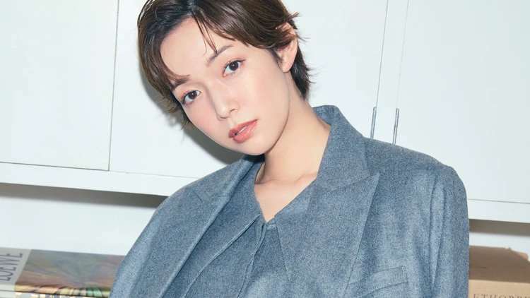 【ジャケパンコーデ】手間なしでおしゃれが完成するカセット服が優秀！【BAILA今日のコーデ】