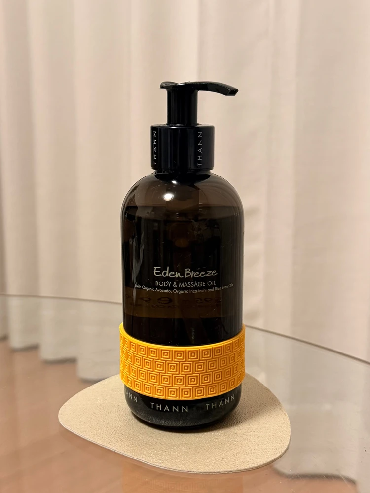 THANNボディ&マッサージオイル EB《エデンブリーズ》のボトル