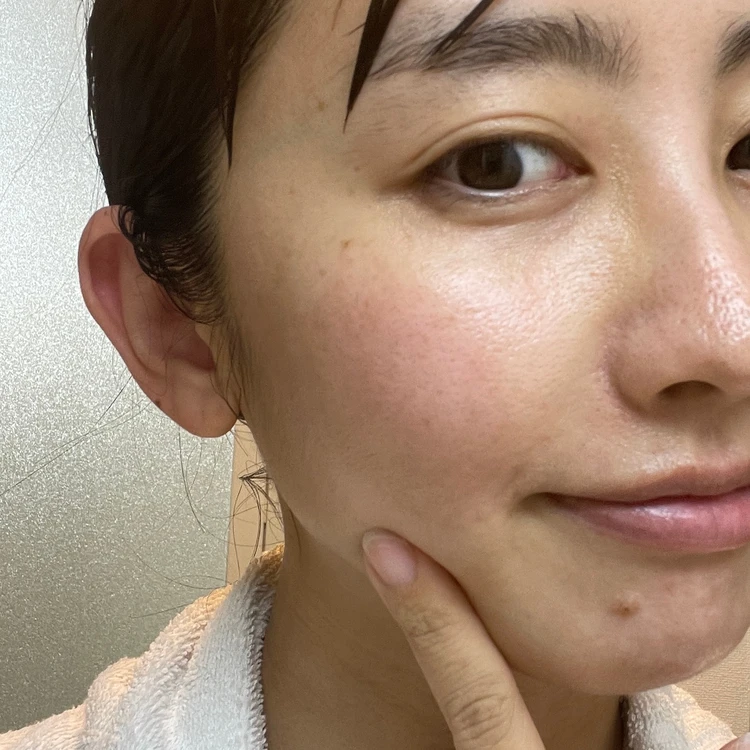 水光ピーリング泡セラム使用後