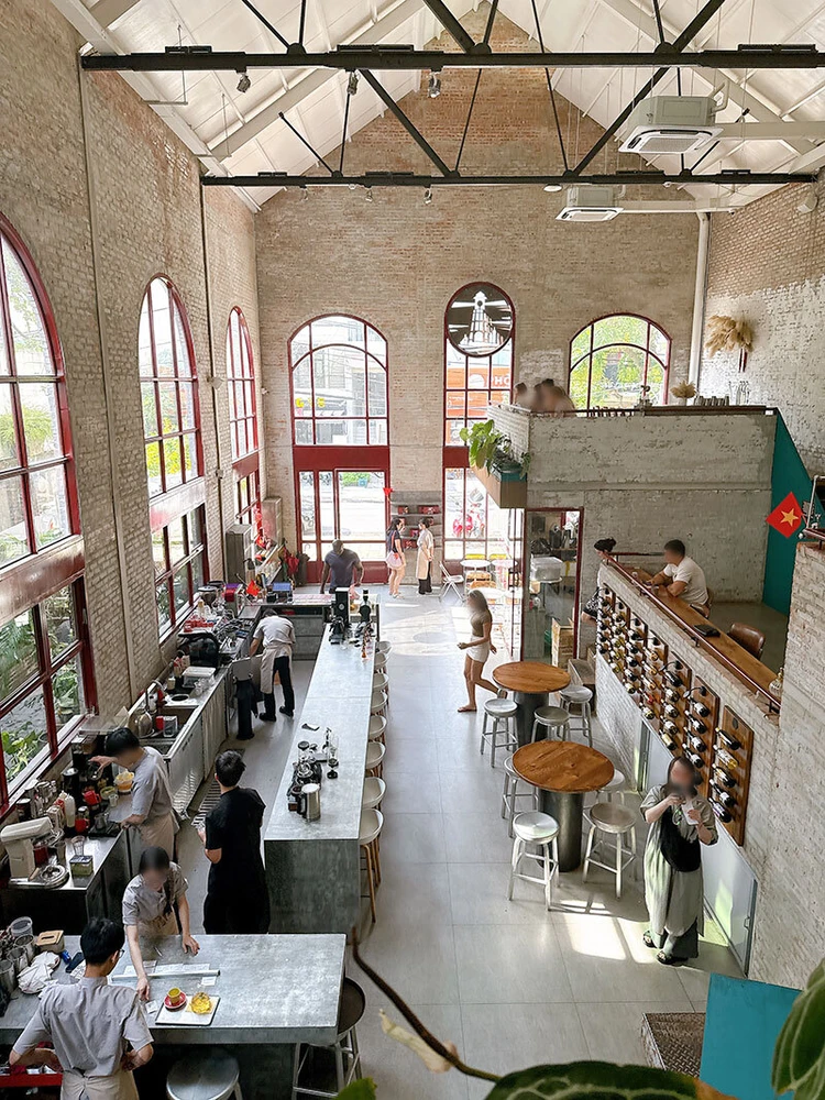 【ダナン】朝の一杯が特別になる場所。ダナンの洗練カフェ_8