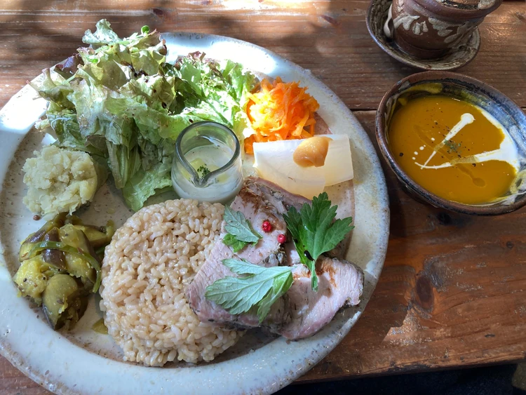 【おしゃれすぎる沖縄カフェ】mofgmona モフモナ_3_1