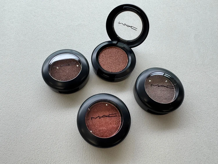 M·A·Cのホリデーコフレ♡リキッド&パウダーアイシャドウ徹底レビュー_6