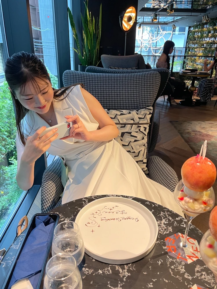 【メルキュール大阪なんば】白桃まるごとパフェ🍑#スイーツ部_8