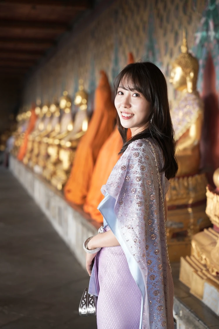 仏像と撮影もできます笑