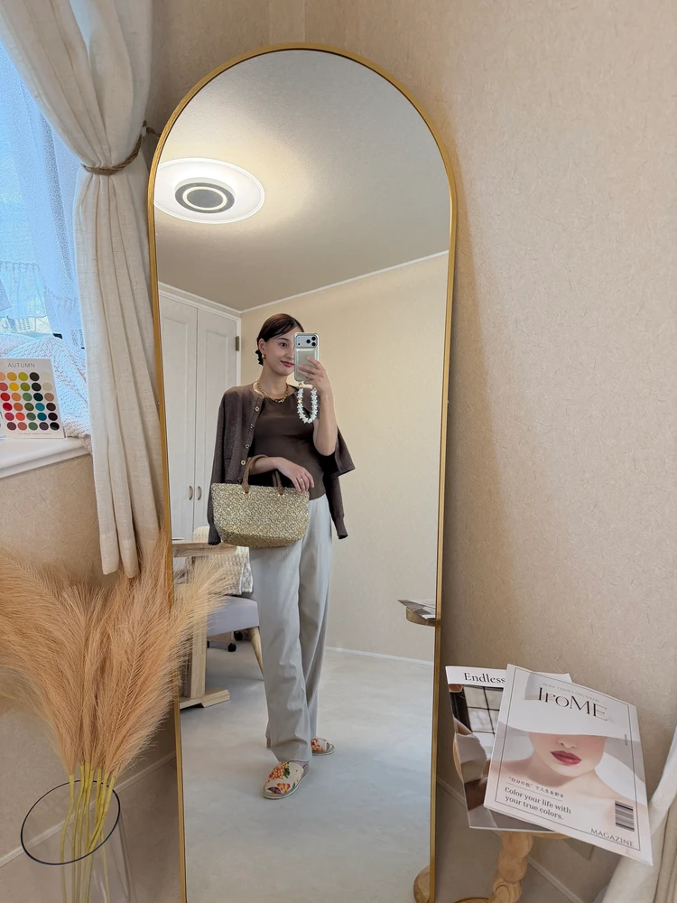 「Lecri」のツイードバッグを使った秋冬コーデ 