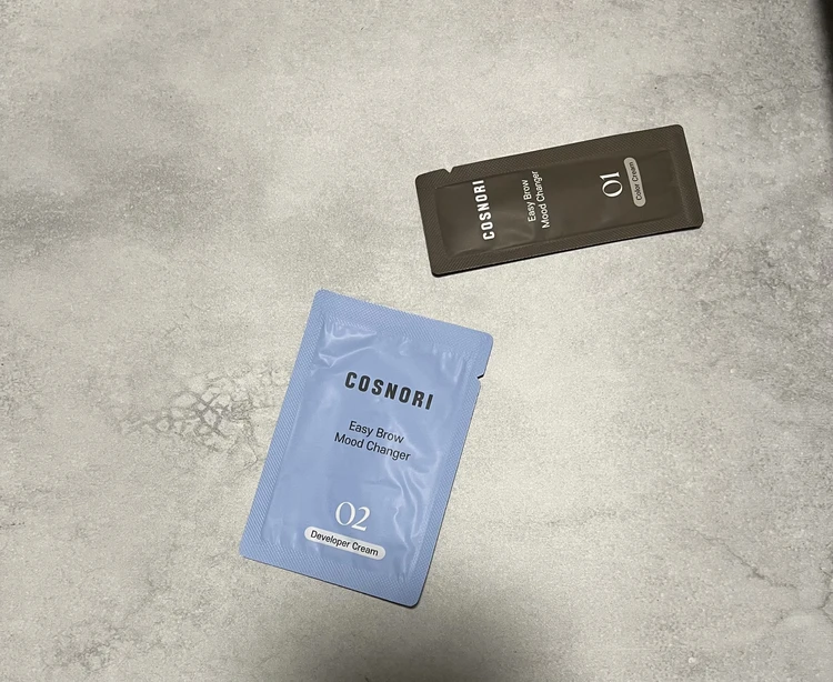 【SNSで大バズリ！】自然なあか抜け眉が超簡単に！『コスノリ イージーブロウトーンチェンジャー』を使ってみた！_3