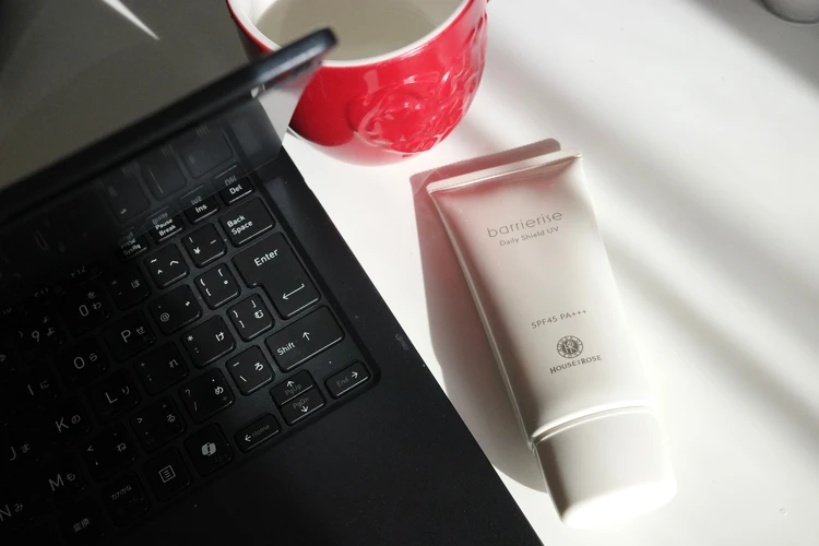 【2026年 最新UV10選】塗り心地ファーストで選びたい！ 在宅がメインの日におすすめの日焼け止めを30代がお試し