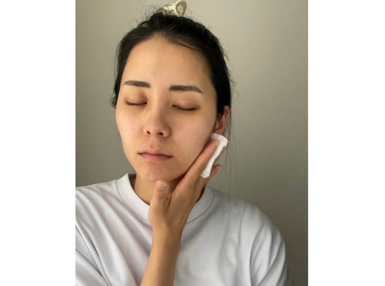 一本で二役🫧ソフィーナ iP 水光ピーリング美容液_6
