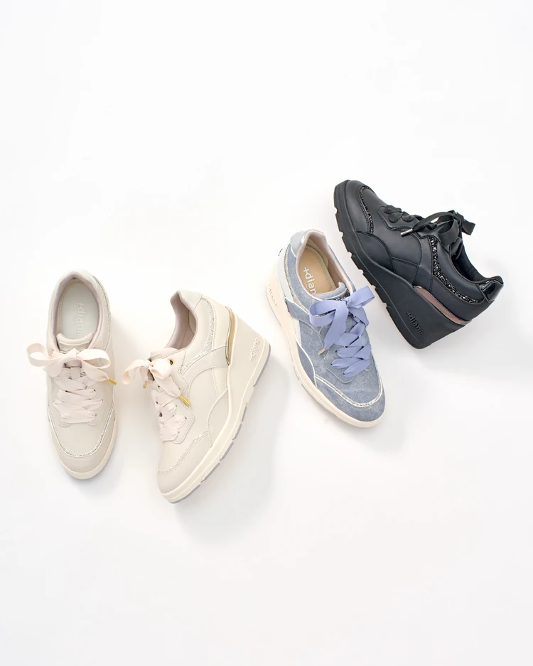 プラスダイアナ　6CM HEEL UP SNEAKERS各￥19800