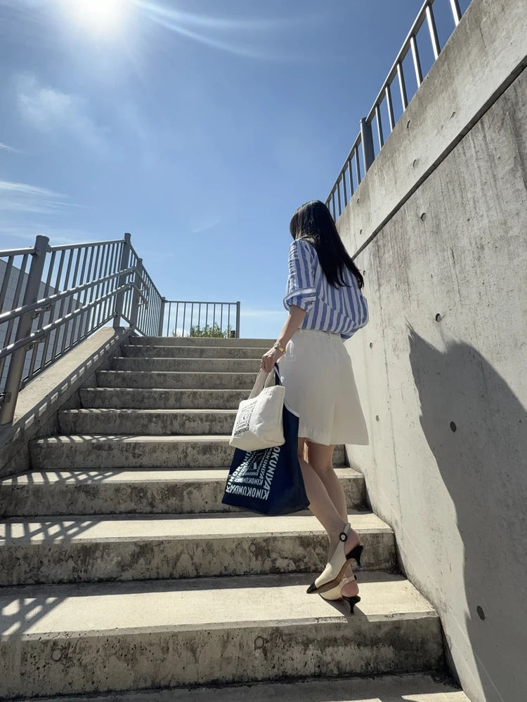 きれいめカジュアルコーデ（リネンシャツ×バミューダパンツ）