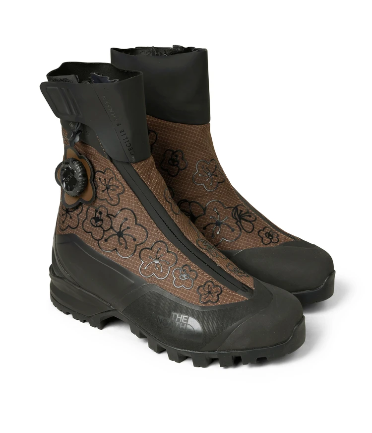 THE NORTH FACE×Cecilie Bahnsen（ザ・ノース・フェイス