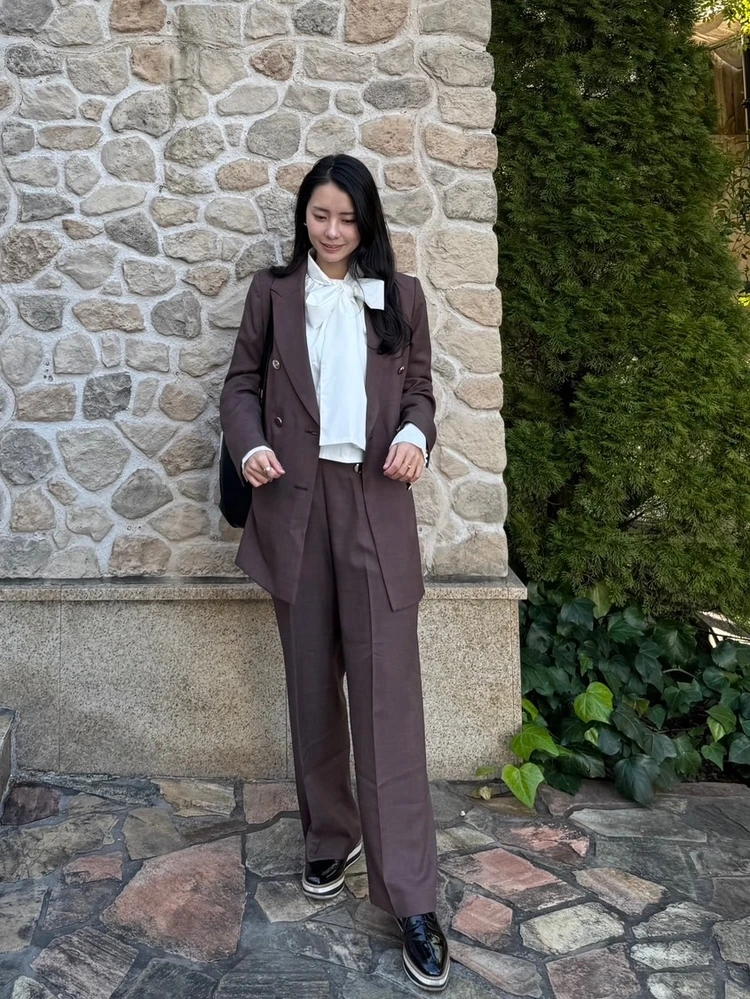 オフィスコーデをご紹介