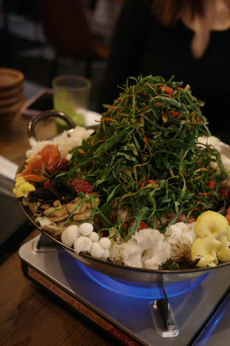 【銀座ディナー】女子会におすすめ!在来食堂の山盛り野菜鍋_1