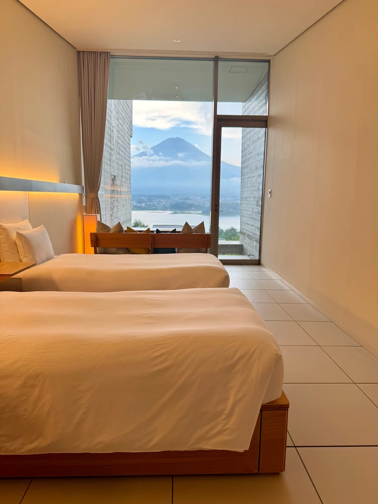 星のや富士　キャビン内