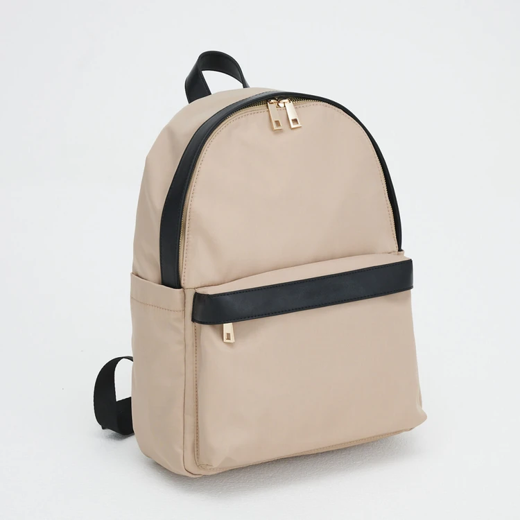 人気ブランドの通勤バッグにA4書類＆PCほか通勤アイテム全部入れてみた（写真）_0