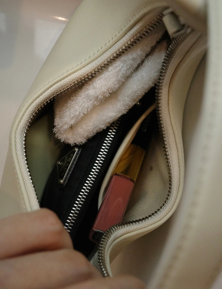 【OSOI】韓国ブランドの人気バッグ「TONI MINI」。ミニサイズなのにしっかり入る優秀バッグ!_3