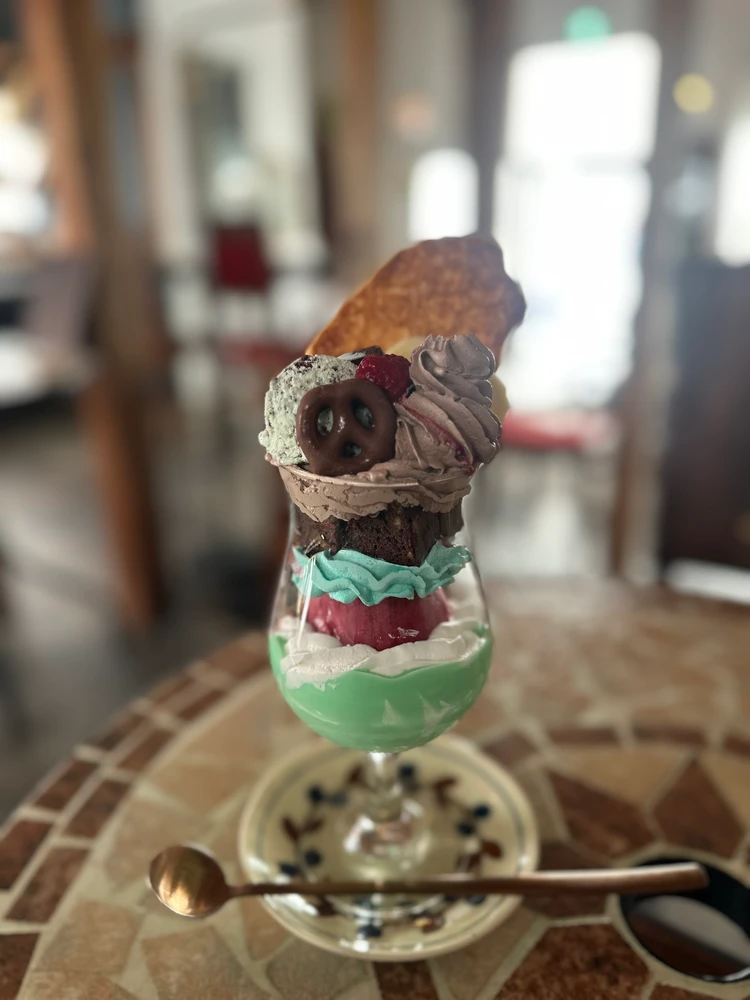 【2026年夏の期間限定】チョコミン党必見♡都内カフェで楽しむ絶品チョコミントスイーツ３選_3