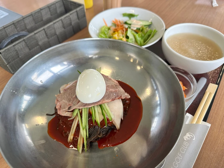 ハワイ大人気ユッチャン冷麺が食べられる浅見ゴルフクラブ_1