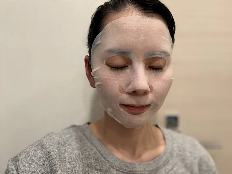 パックをつけてる写真