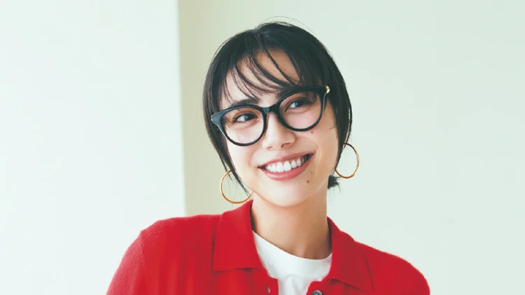 仕事終わり、夜の予定前に5分で仕込む！顔まわりにちょい足しして華やかさをアップする3TIPS