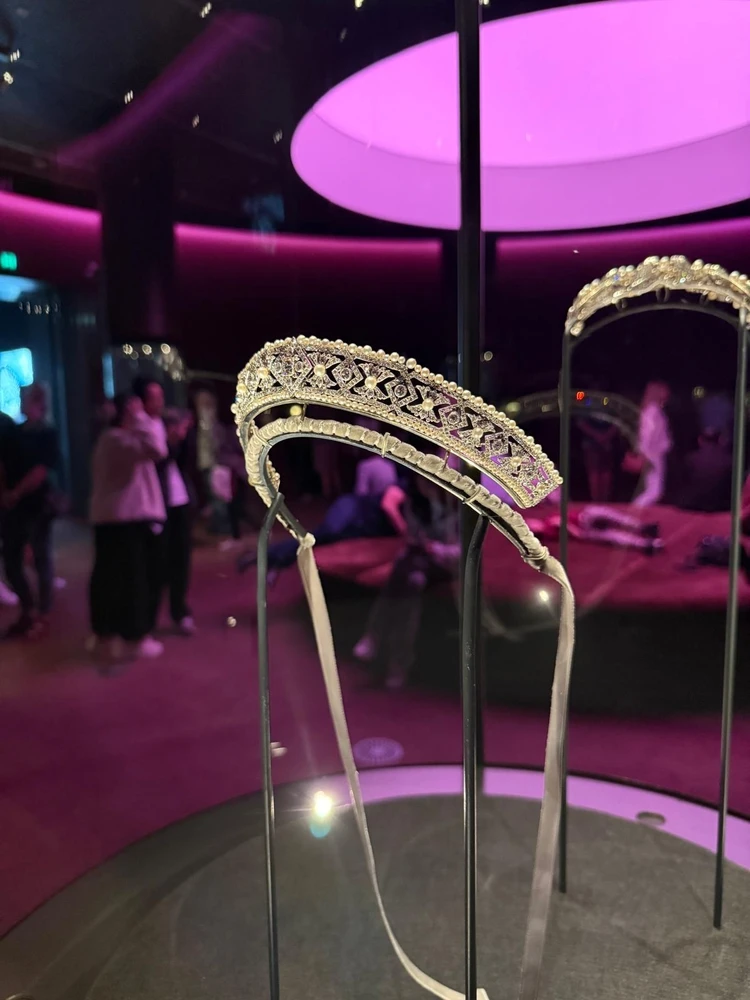 アートの街メルボルン|NGVカルティエ展の光と宝石の世界_16_2