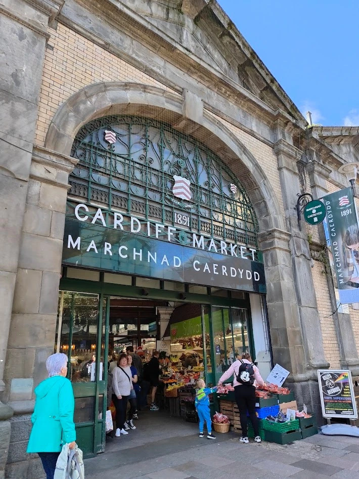 カーディフ　マーケット