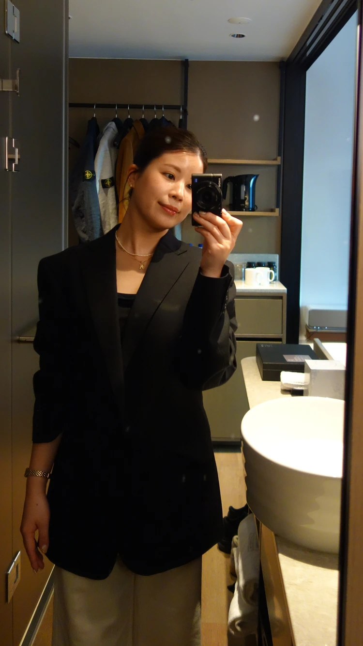 韓国・江南(カンナム)で夜15℃に合わせた、ディナーコーディネイト