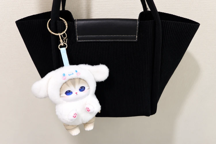 mofusandキラメッコ サンリオキャラクターズコラボ シナモロールを鞄につけてみた