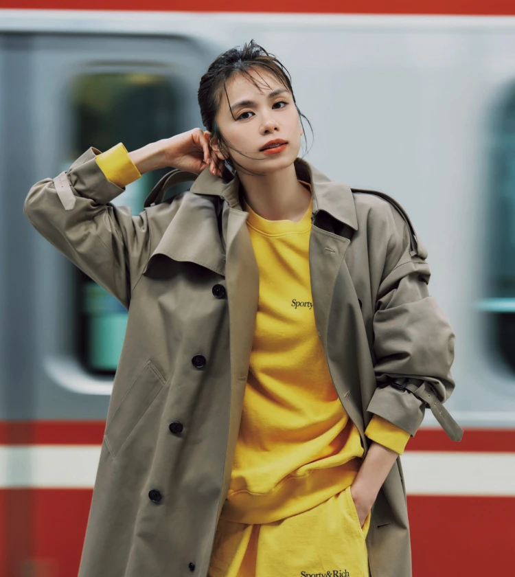 佐藤晴美が発信！2026年春トレンド「スポーティアイテム」晴美流の取り入れ方