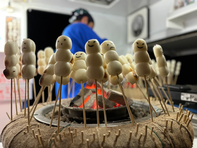 お顔つきのおだんご