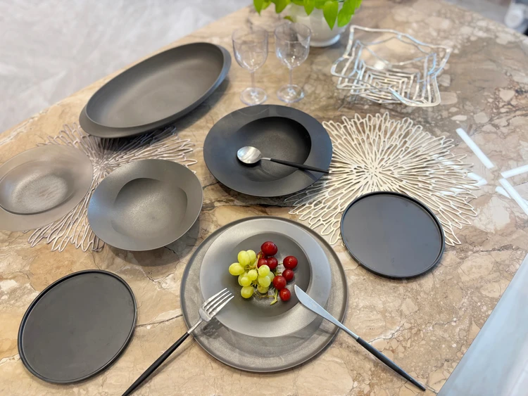 割れないのに高級感。日常の負担を減らすタフな美食器たち」_8