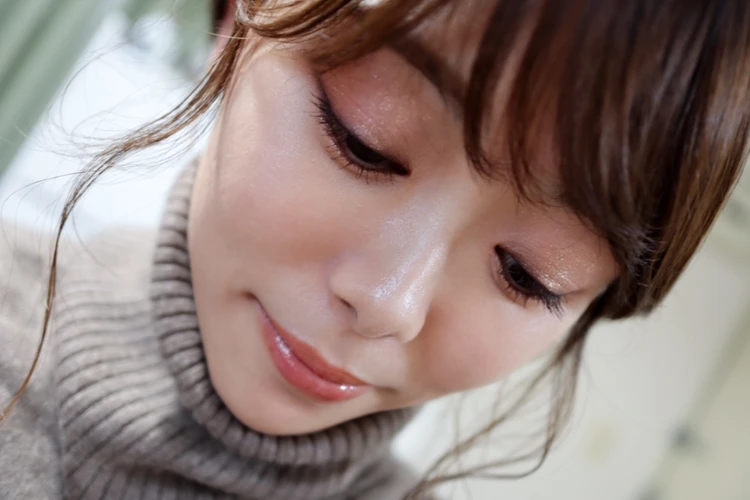【ブラウンニットにもぴったり♡】おすすめ大人のオレンジメイク_8