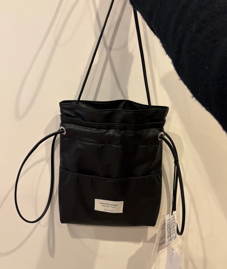 コーデのアクセント。beautifulpeople巾着バッグ_4