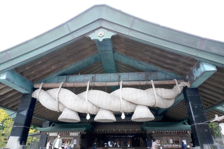 神楽殿の大しめ縄 出雲大社