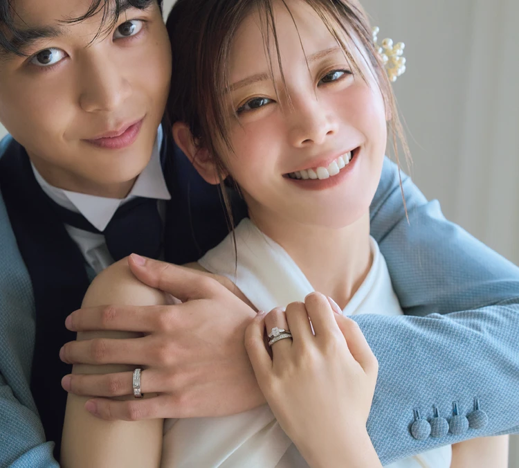 【ハリー・ウィンストンのウエディングリング】二人の笑顔を引き出す至高のきらめきは、まさに“キング・オブ・ダイヤモンド”
