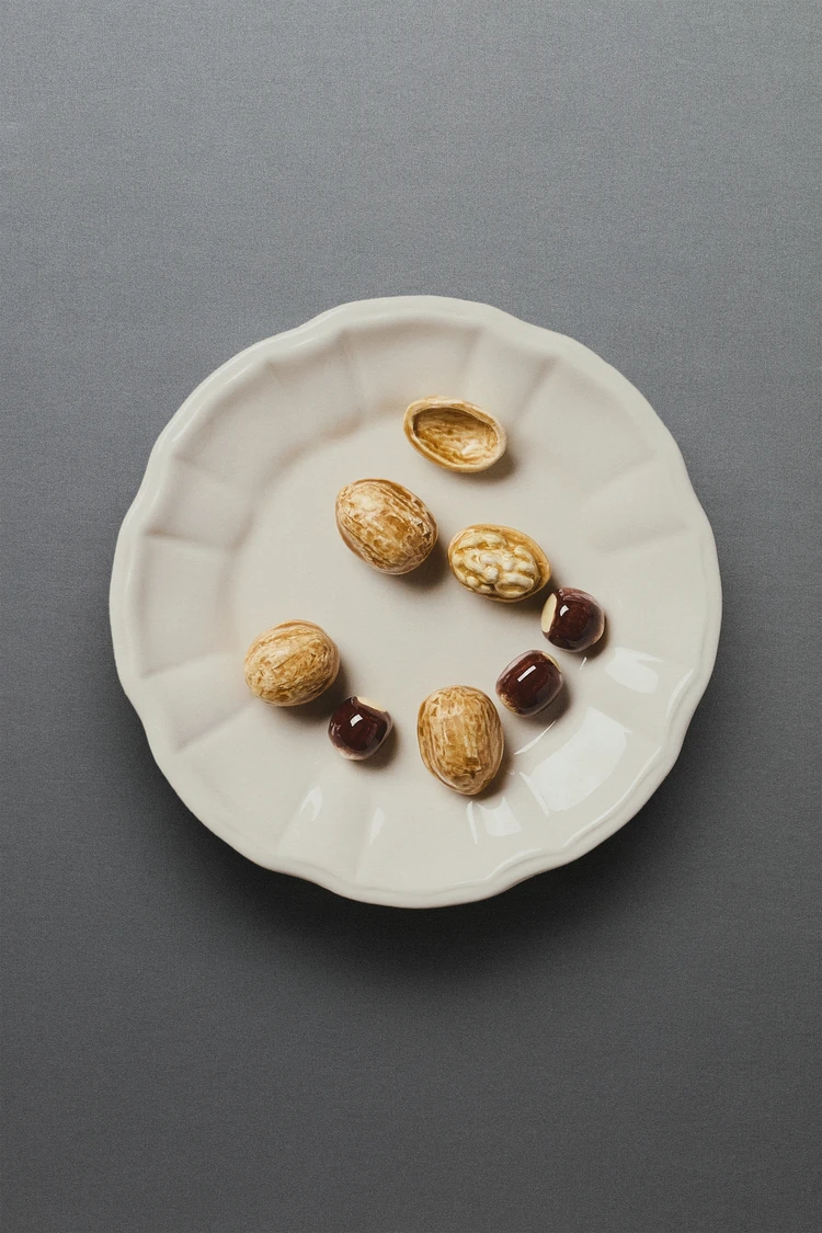 ディオール　お皿　ナッツ