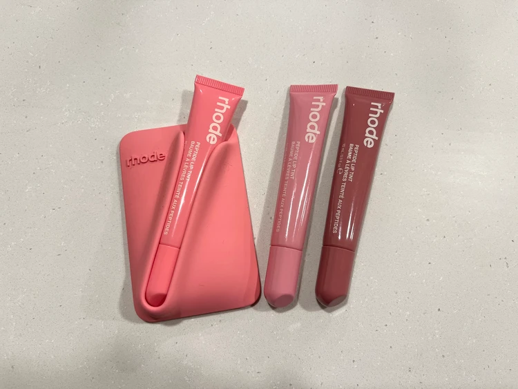 【アメリカ購入品】大人気コスメ『rhode』の新色リップ＆ケースを紹介！_1